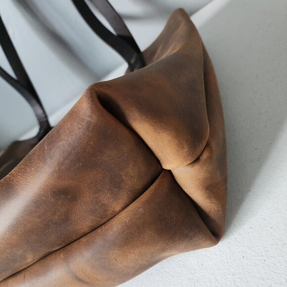 Portland Leather Goods Tote "EUC" - Picture 7 of 16